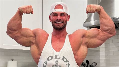 joey swoll heart surgery|US Fitness Influencer Undergoes Surgery After Tool Falls Inside。